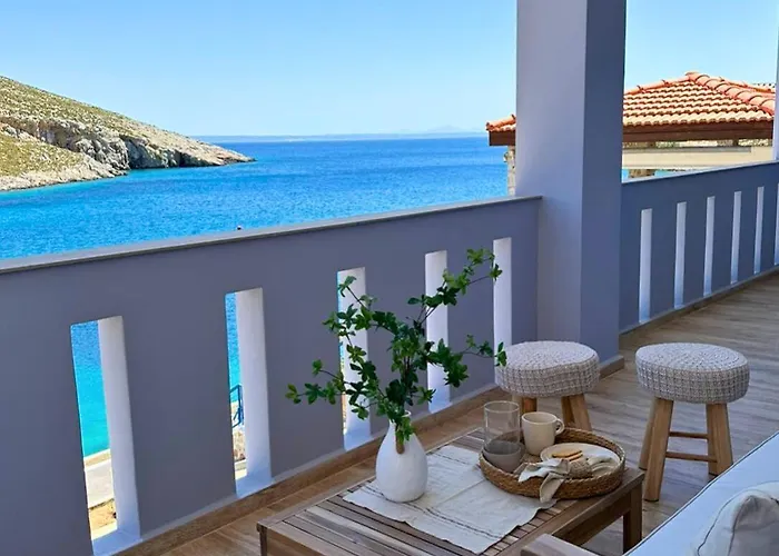 Apartment Seafront Haven