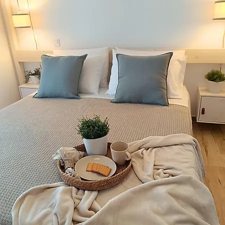 Seafront Haven Apartment